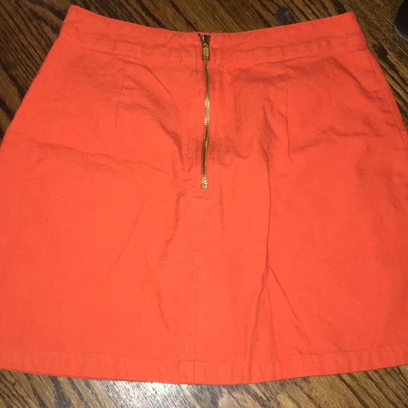 Orange TOPSHOP mini skirt. Size 4 - Picture 2 of 3